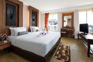 North Pattaya Hotel | Aiyara Palace