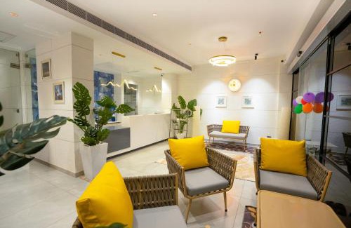 Alappuzha Hotel | AJ Palace