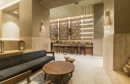 Hersonissos Centre Resort | AKASHA Beach Hotel & Spa