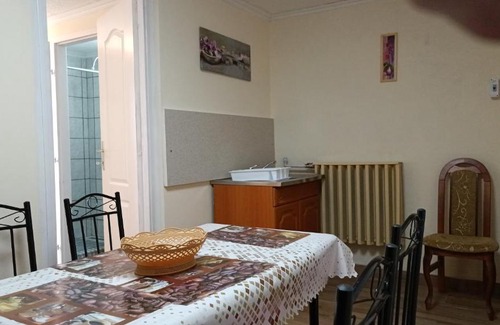 Nyiregyhaza House | Akhilleus vendégház