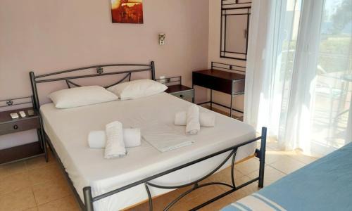 Psaropouli Apartment | Akrogiali studios