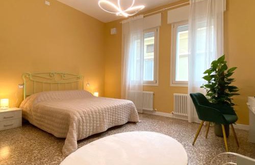 Mirandola House | Al Centro Città