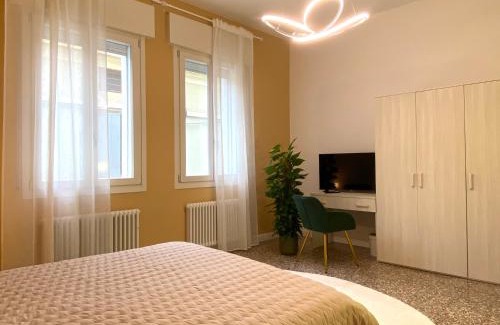 Mirandola House | Al Centro Città