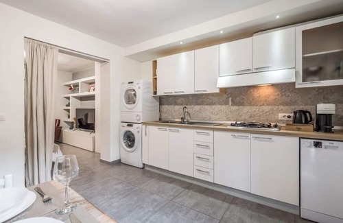 San Faustino-Madonnina-Quattroville Apartment | AL MULEIN