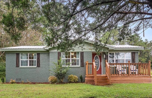 Saint Elmo House | Alabama Safari Ranch
