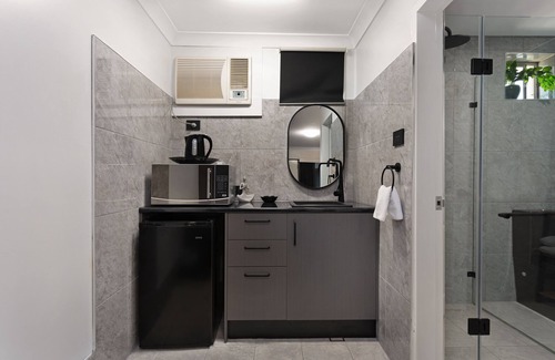 Taree Hotel | Alabaster Motor Inn Taree