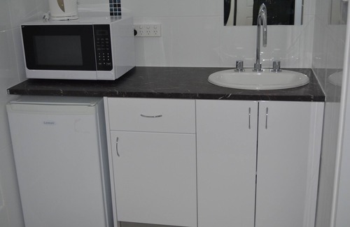 Taree Hotel | Alabaster Motor Inn Taree