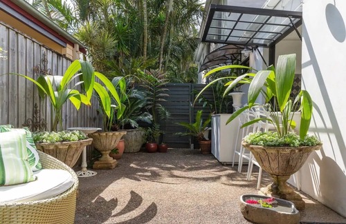 Suffolk Park Apartment | Aladdins beachside