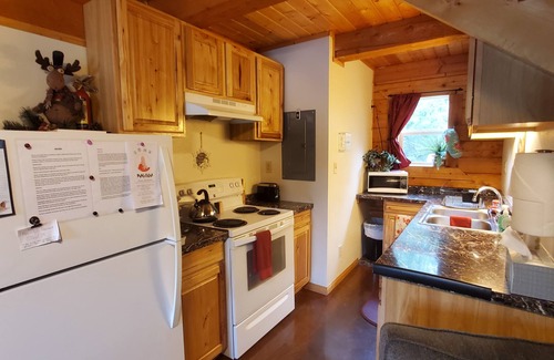 North Pole House | Alaska Aurora Adventures Cabin B World class Northern lights viewing