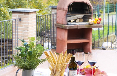 Vinchio Villa | [ALBA-ASTI-LANGHE] Villa with Vineyard, Pool and Patio