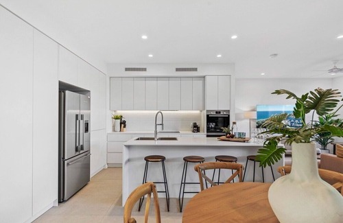 Albany Creek House | Albany Creek Retreat - 4BR Brand New Family Haven