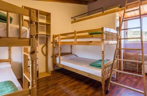 Salas de Pallars Apartment | Alberg La Solana - 34 - Quadruple Room (4 - 5 Guests)