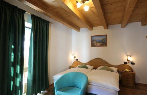 Forni di Sopra Hotel | Albergo Centrale