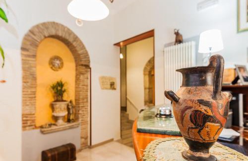 Benevento Hotel | Albergo Della Corte