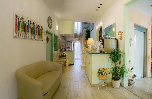 Marina di Cecina Hotel | Albergo La Lampara