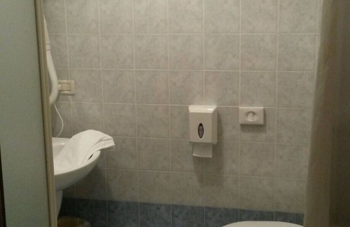 Vittorio Veneto Hotel | Albergo Ristorante Flora