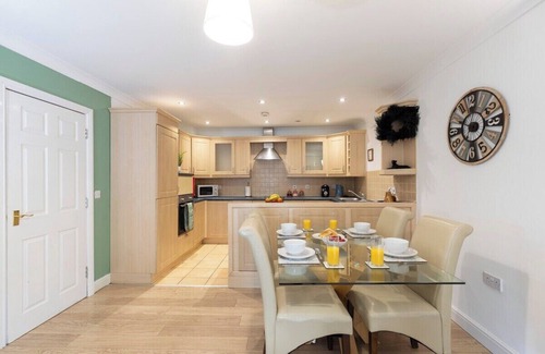 Middlesbrough Apartment | Albert Park View (free parking!)
