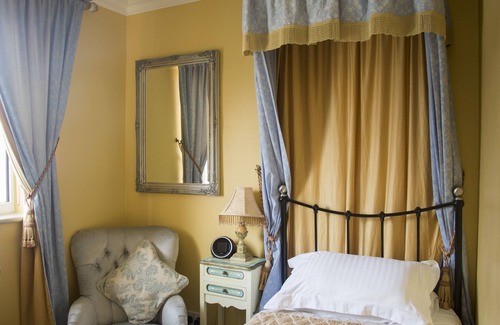 Eastbourne City Centre House | Albert & Victoria Guest House