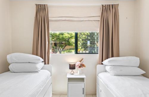 Albion Apartment | Albion Convenient Hideaway with Parking & Balcony