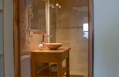 Correntoso Bed & Breakfast | ALEHUE Casa de Montaña