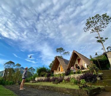 Songan House | Alengkong Double View