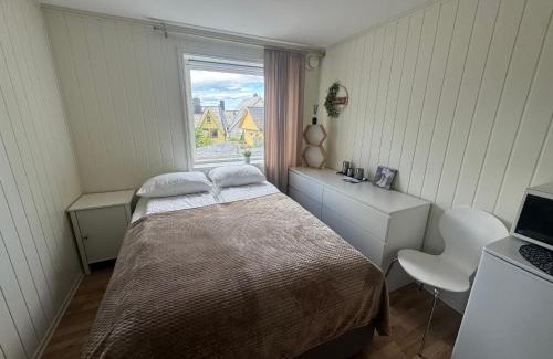 Alesund Apartment | Alesund center room with double bed