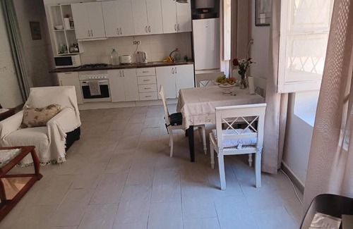 La Malva-rosa Apartment | Alex and Renate