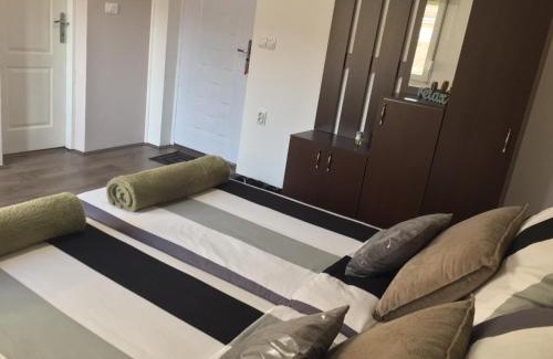 Zrenjanin Apartment | Alex Lodge