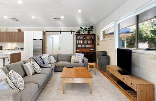 Point Lonsdale House | Alexander in Old Lonnie