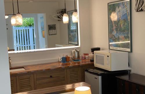 Old Town House | Alexander Palms Court - No Hidden Resort Fees!