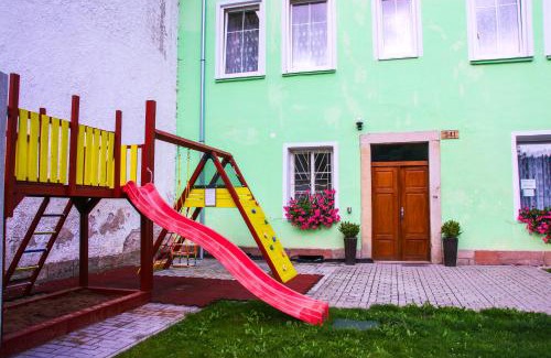 Svoboda nad Upou House | Alexandra