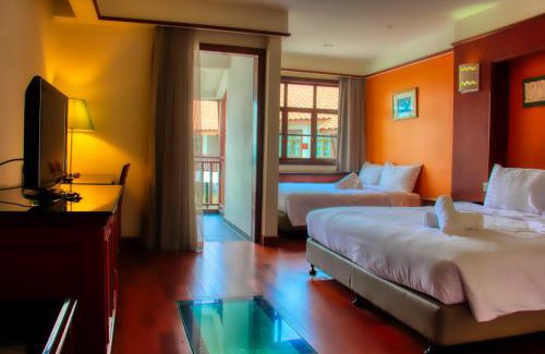 Taman Tanjung Villa | AlexaPD Private Water Chalets
