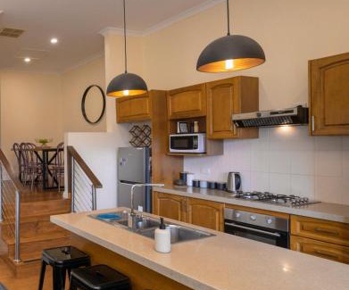 Daylesford Apartment | Alfies on Albert Daylesford