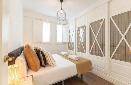Santa Catalina Apartment | Alhondiga Central Suite By Valcambre