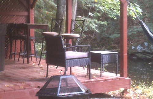 Wapwallopen RV Rental | ALL INCLUSIVE - GLAM CABIN, CAMPER, TENT CAMPING - SLEEPS 20 - BOOK NOW ~