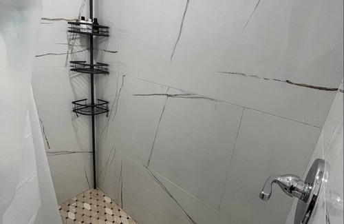 Tampa House | ALL NEW and REMODELED Guest Suit!