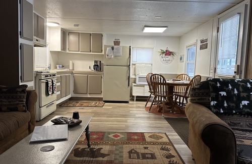 Lake City House | ALL SEASON GET-A-WAY Walking Distance to Lake Missaukee, ORV Trail access
