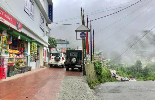 Gangtok Cabin | ALL SEASONS HOTEL