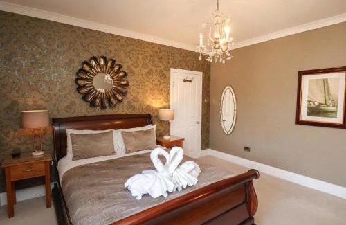 Muston House | All Seasons House