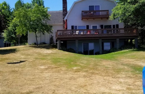 Cheboygan House | All Sports Long Lake 4 BR Home - High-Speed Internet - Close To Attractions