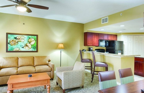 Kissimmee Resort | All Suite Resort near Old Town Amusement Park and Disney World