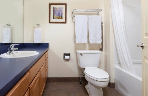 Chelan Resort | All the comforts of home!