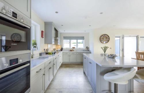 Bridport House | All Views