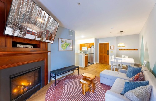 Snowshoe Condo | Allegheny 125/Ski-in/Ski-Out/2BR(1BR Plus Den)