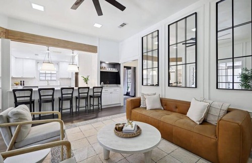 Allen House | Allen Abode - 4 Bedrm. Pool, Fire Pit , Charm