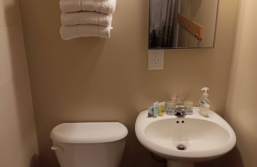 Hill City Hotel | Allen Gulch is the perfect place to stay when seeing the Black Hills.