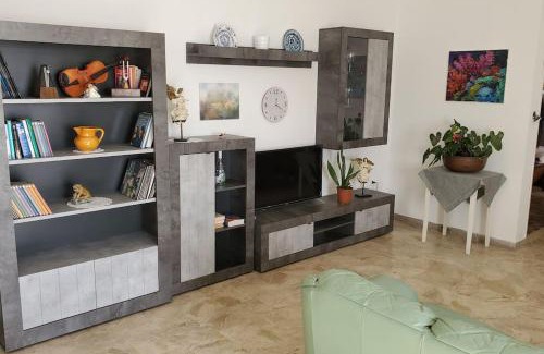 Adria Apartment | Alloggio spazioso e comodo con parcheggio gratuito