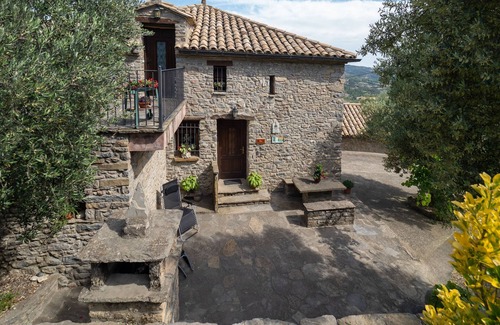 Barcabo Cottage | Almazorre: Country holiday home - ALMAZORREApartment in Farmhouse