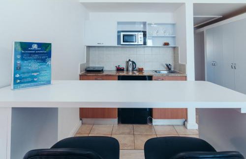 Haifa Apartment | Almog Beach apt Hotel מלון דירות אלמוג ביץ'