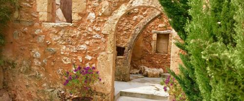 Apokoronas Villa | Almyrida Sands luxury stone villa